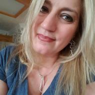 MCTY, 45, woman