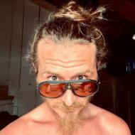 Scott Skinner (Skin)|||, 42, man