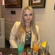 Alyvia Mai|||, 30, woman