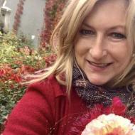 Arlen|||, 45, woman