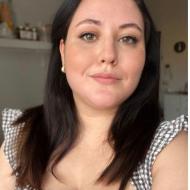 Laura |||, 31, woman
