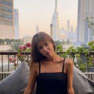 Holly, 30, woman