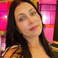 Jeanine, 42, woman