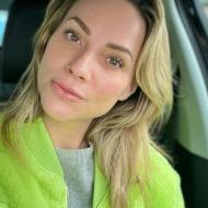 Anna, 39, woman