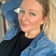 Samantha, 47, woman