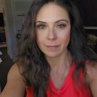 Bee|||, 39, woman
